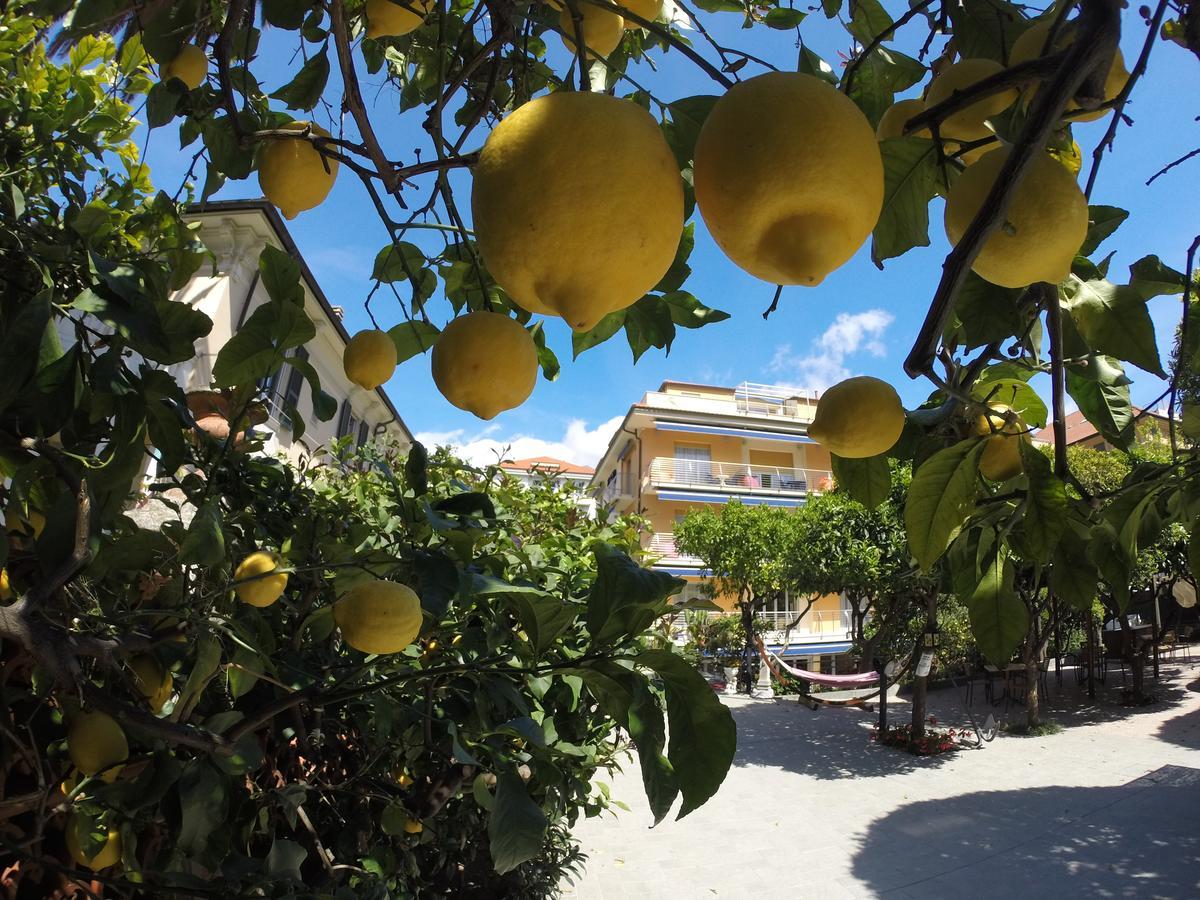 Hotel Villa Delibera Varazze Εξωτερικό φωτογραφία